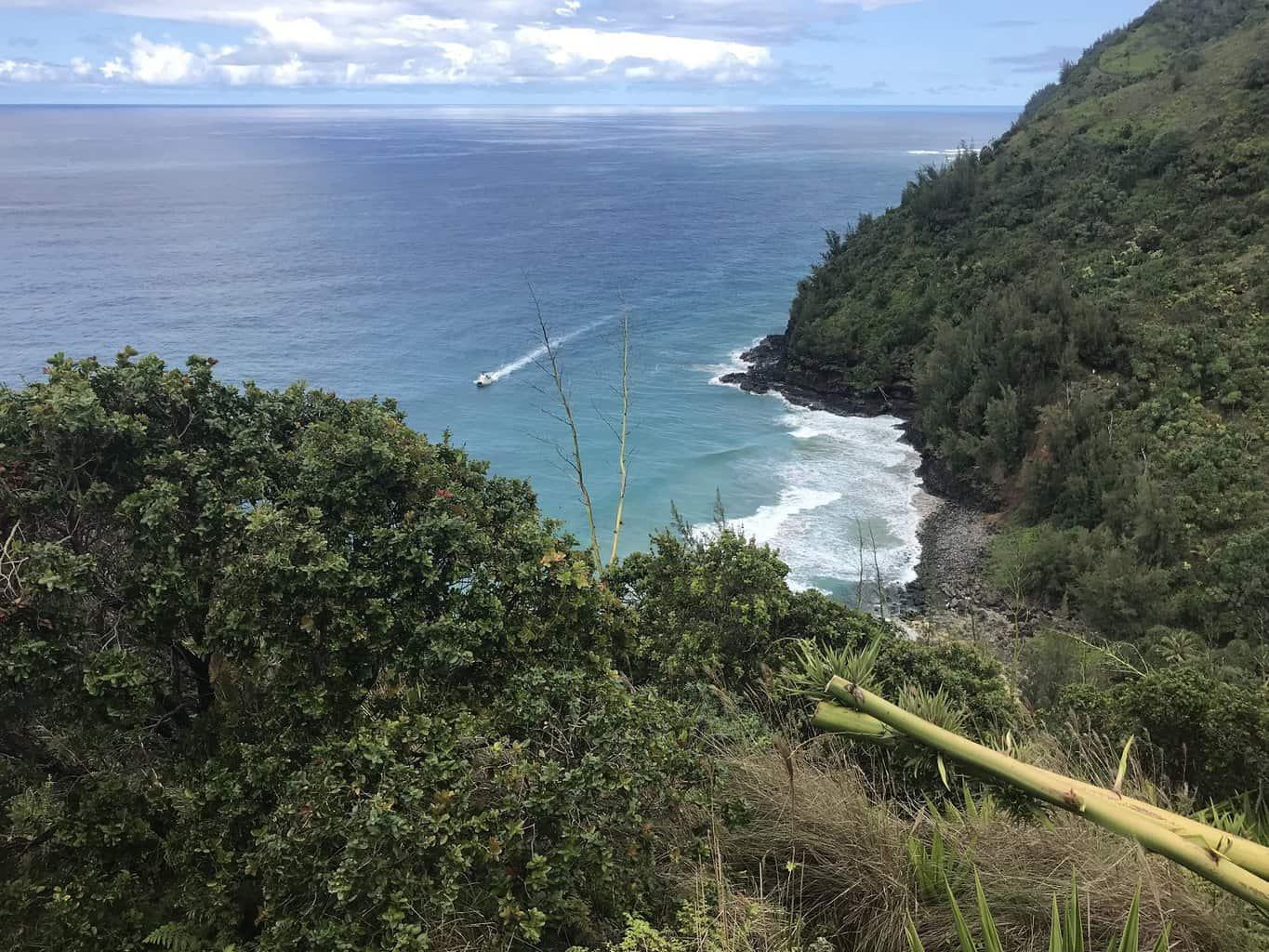 Views of beach from Kalalau Trail