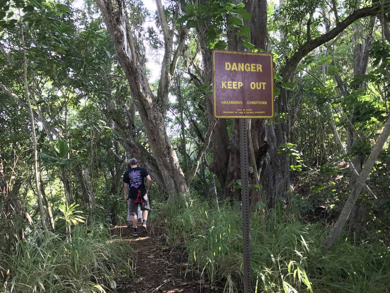 Hiker Dies Wailua Falls